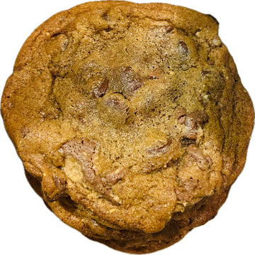 The Pearl-milk & semi-sweet chocolate chips with almond toffee pieces